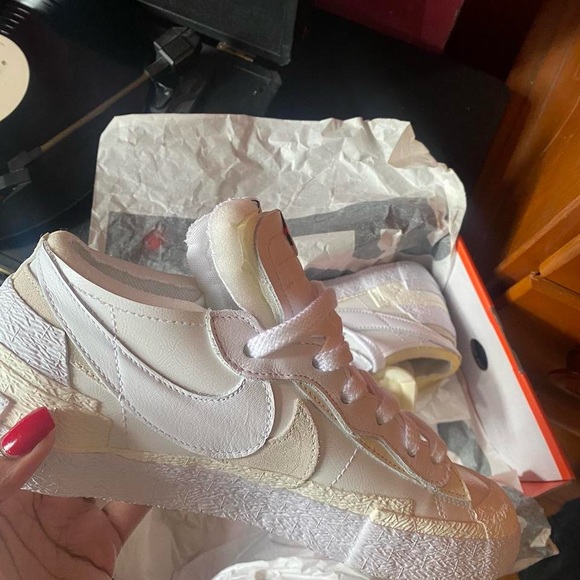 Nike Sacai Blazers - Picture 2 of 3